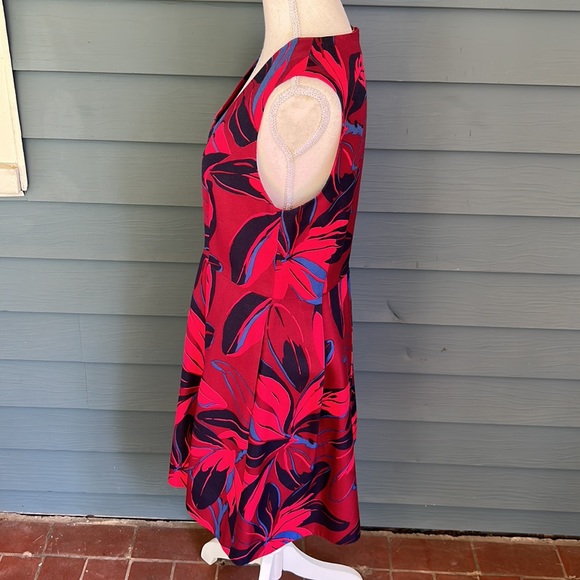 Draper James V-Neck Pleated A-Line Cocktail Dress Size 10 - Picture 4 of 8